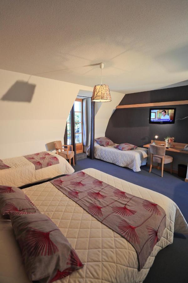 Logis Hotel Restaurant & Spa Les Remparts ซาเลส์ ภายนอก รูปภาพ